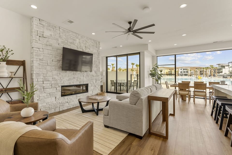 Townhome, 3 Bedrooms | Living area | Smart TV