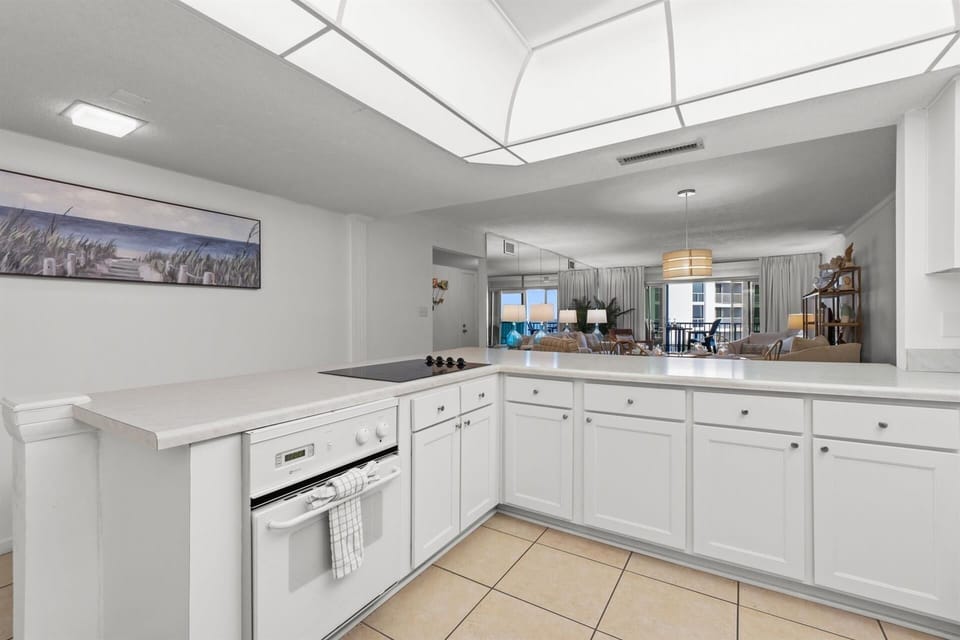 Condo, 2 Bedrooms | Private kitchen | Coffee/tea maker, fridge, oven, stovetop