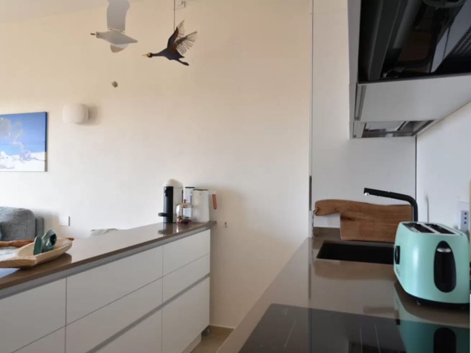 Apartment, 1 Bedroom, Balcony | Interior
