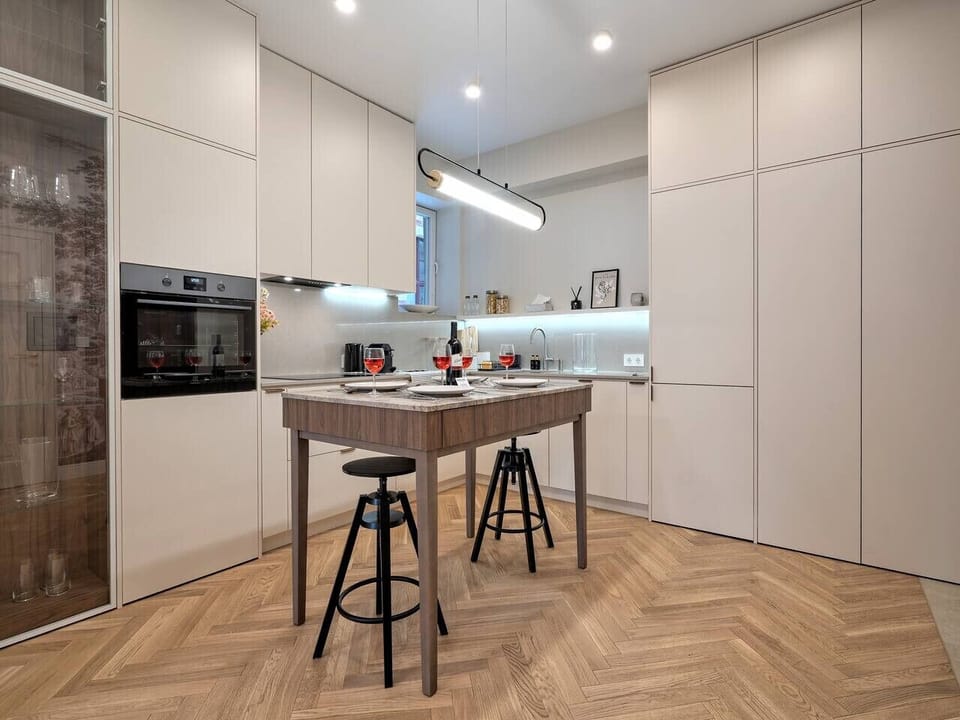 52m2 Apartment for 4 Guests in Gdańsk Center  | Book Now with RENTUJEMY.COM