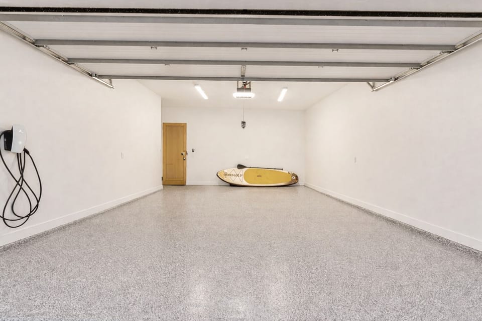 Unit B - Garage