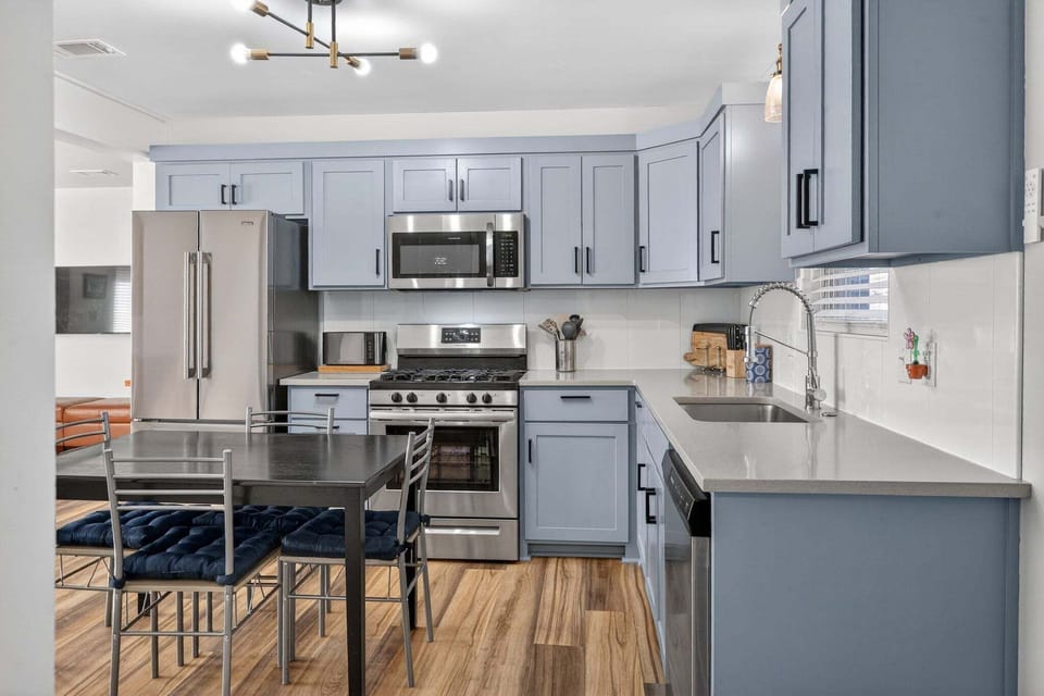 Indoors, Kitchen, Sink, Appliance, Microwave