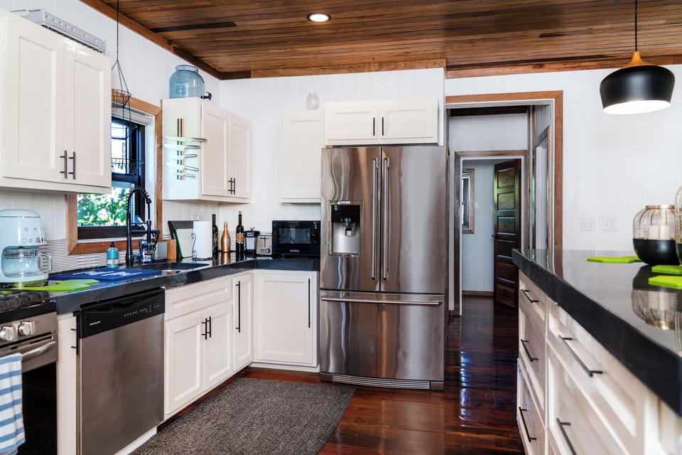 Fully equipped kitchen