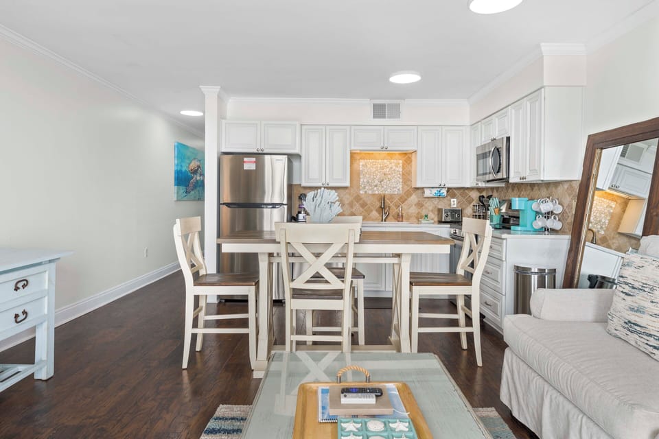 Seating for four at the dining table