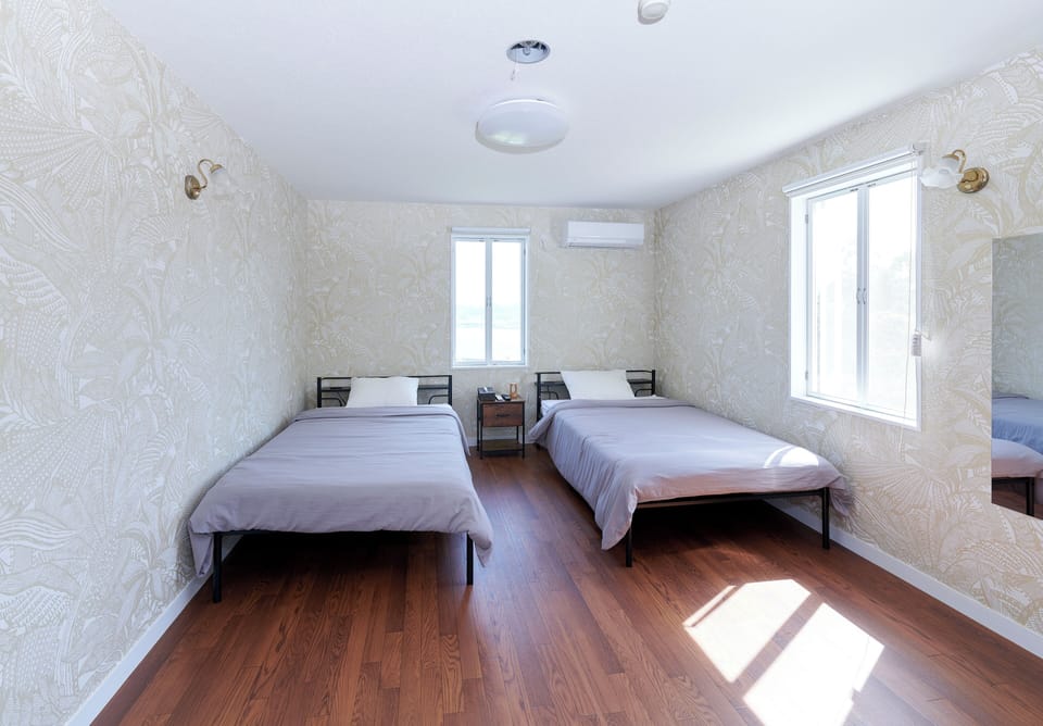 Superior Twin Room, Sea View | WiFi (free)