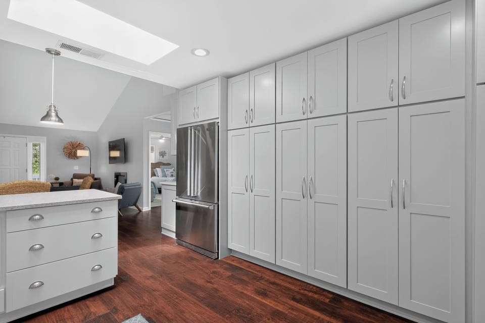 Luxury Viking fridge/freezer with ice maker plus generous pantry storage.