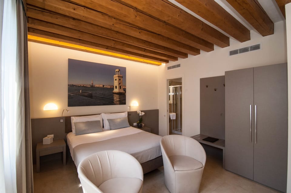 Superior Double Room | Down comforters, in-room safe, free WiFi, bed sheets