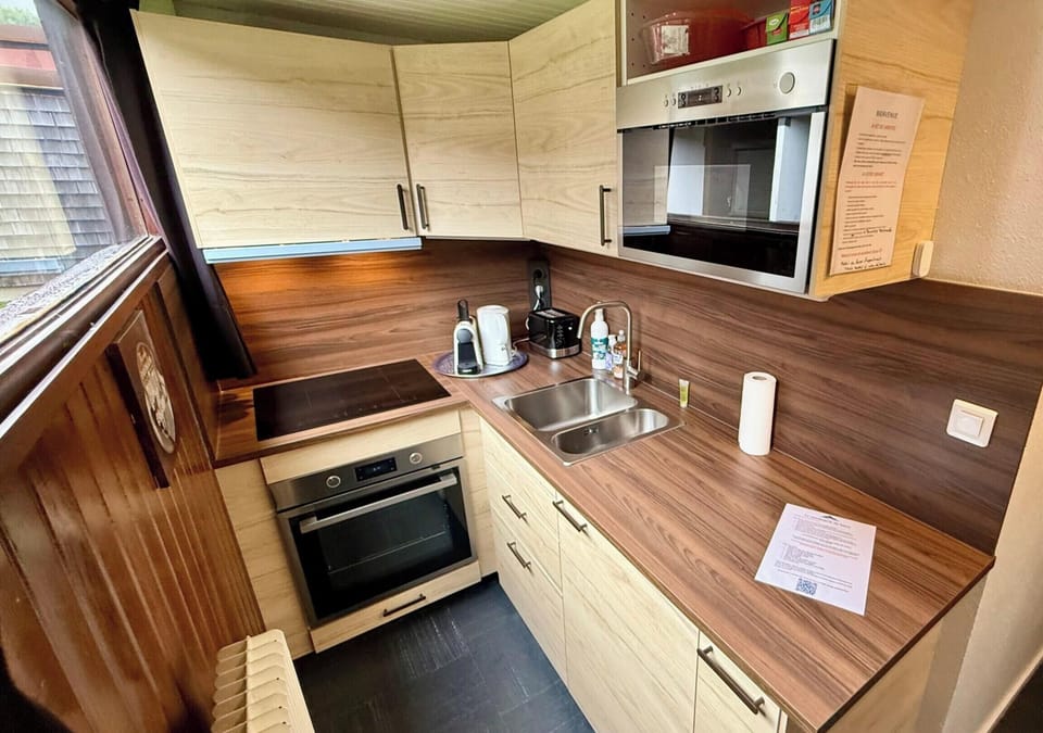 Apartment | Private kitchen | Highchair