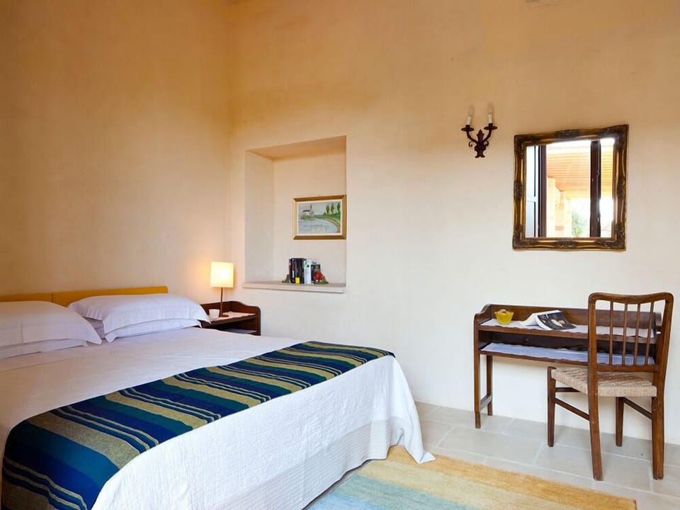 Comfort Double or Twin Room, Ensuite | WiFi (free), individually decorated, individually furnished, bed sheets