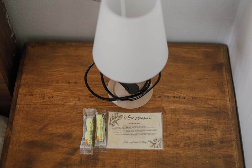 Economy Room, Mountain View | Room amenity