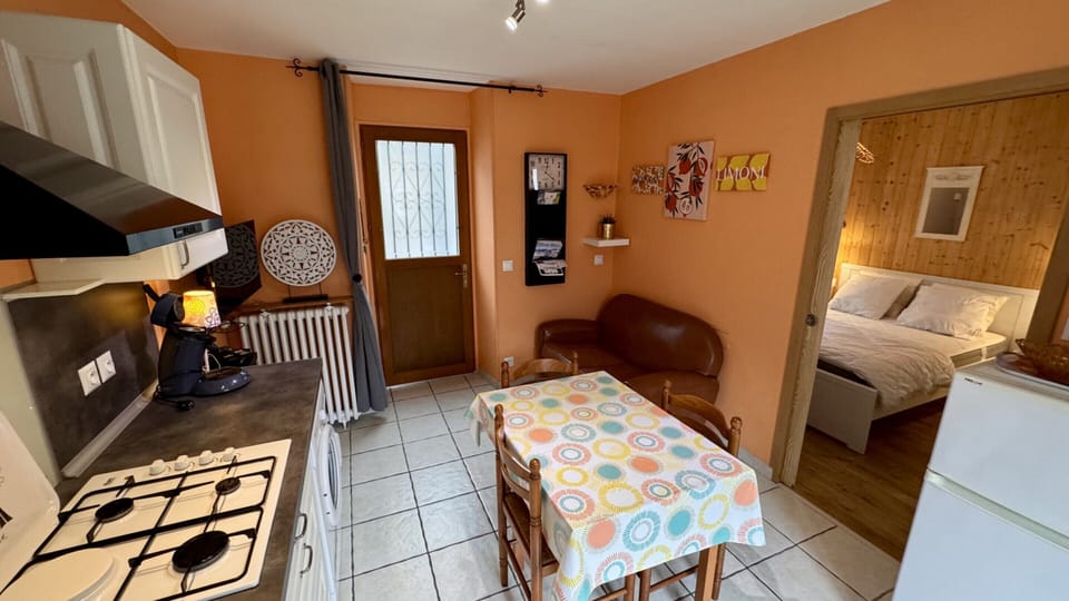 Apartment | Private kitchen | Highchair