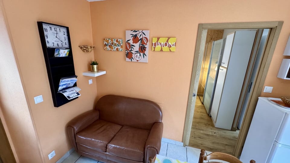 Apartment | Living room