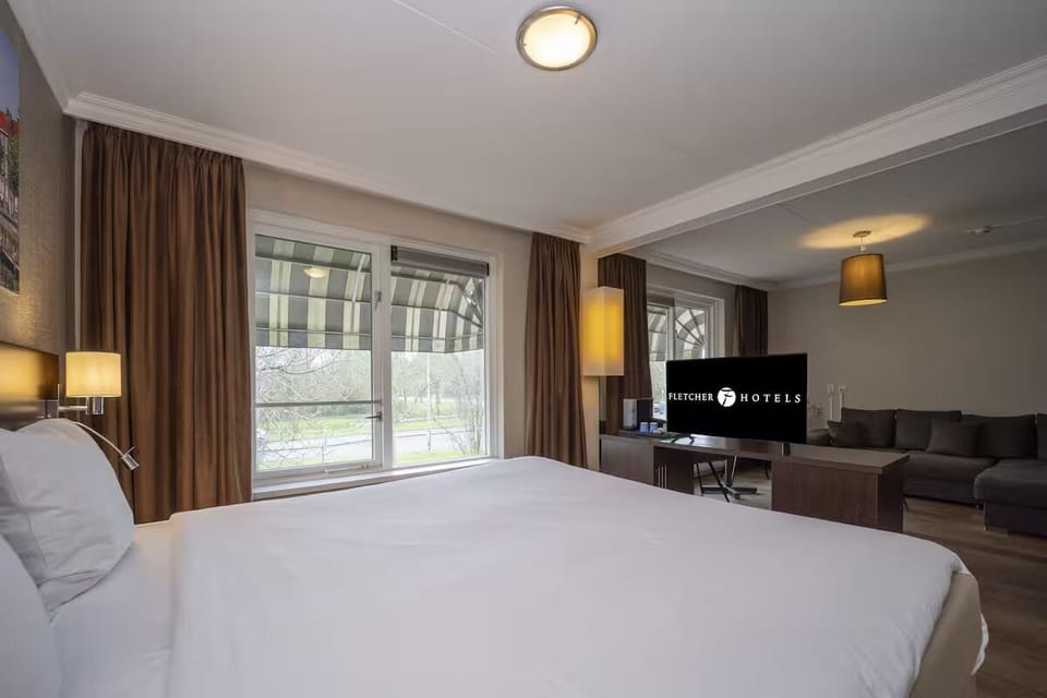 Unit with King size bed