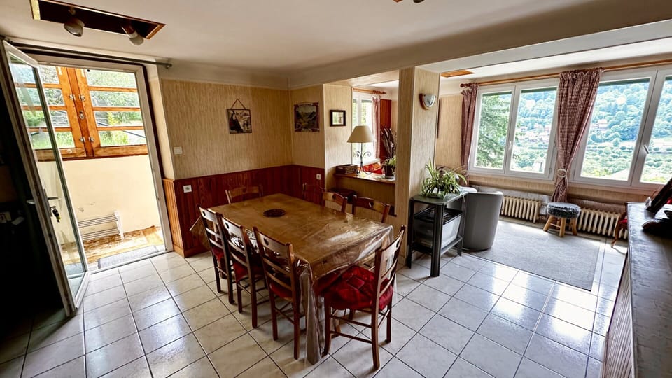 House | Dining