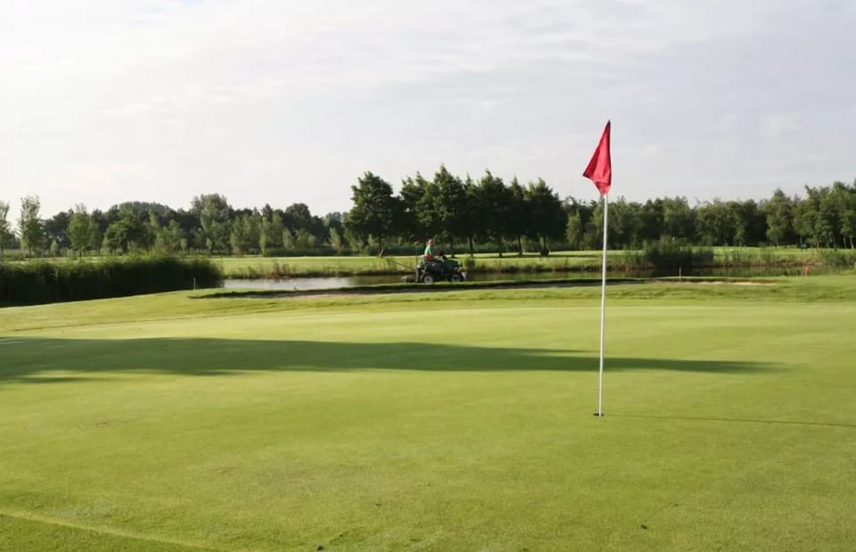 De Hoge Dijk Recreation Center