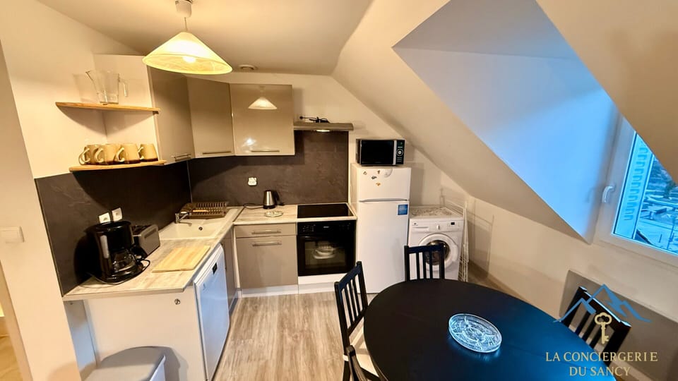 Apartment | Private kitchen | Highchair