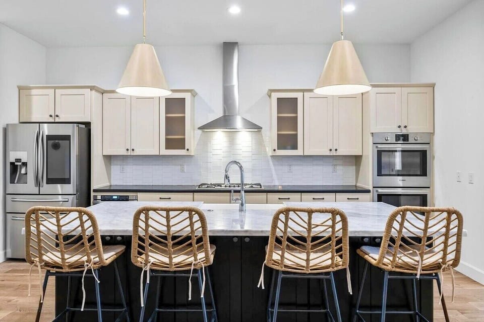 Chef's kitchen built for the whole group