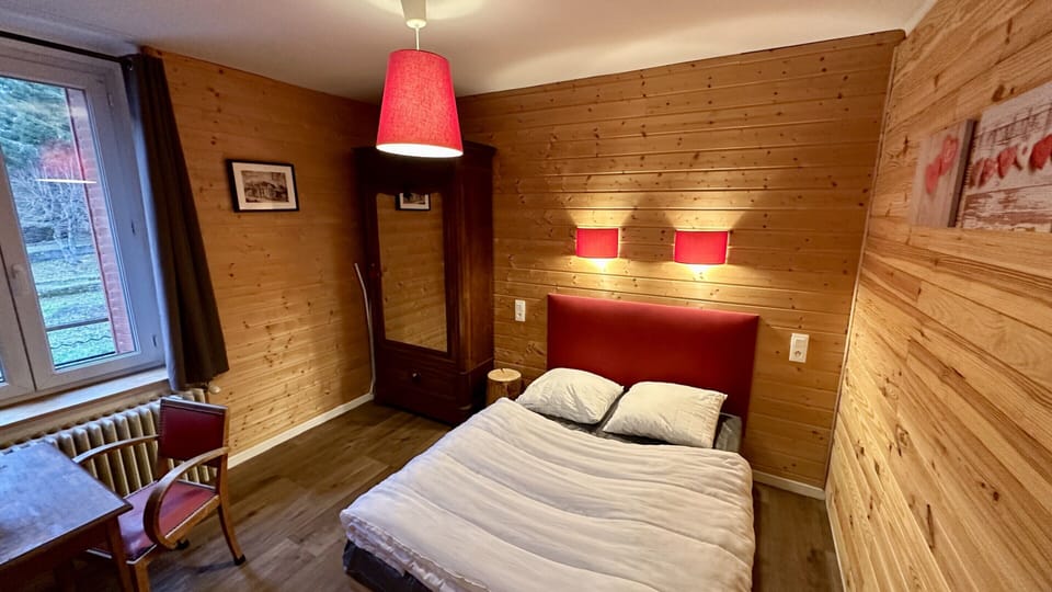 Apartment | 1 bedroom, iron/ironing board