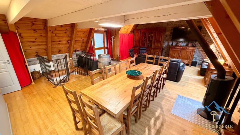 Cottage | Dining