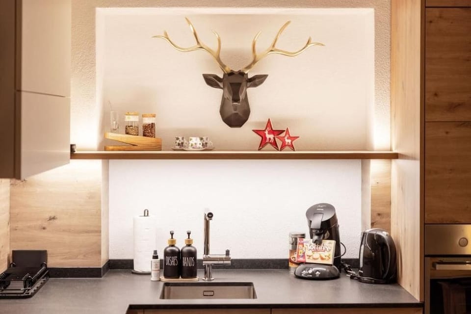 Deluxe Condo, 3 Bedrooms, Kitchen, Garden View | Individually decorated, individually furnished, blackout drapes