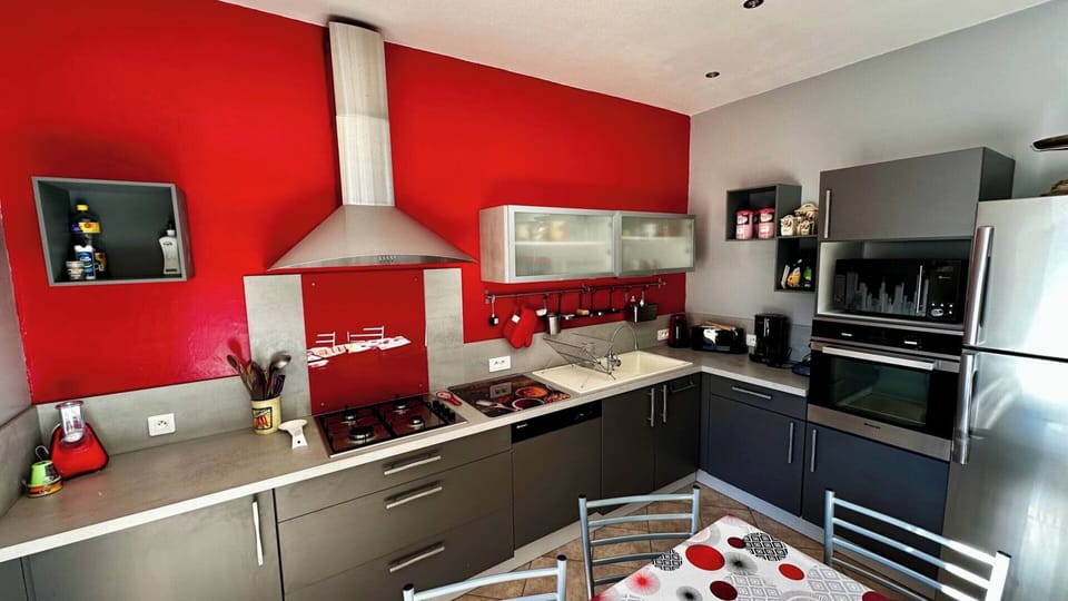 House | Private kitchen | Highchair