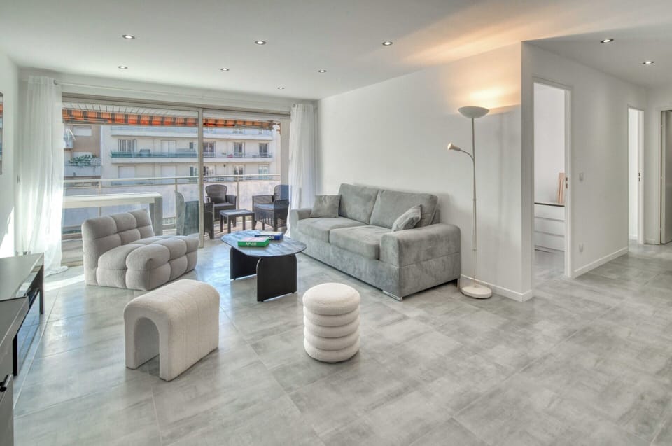Apartment | Living area