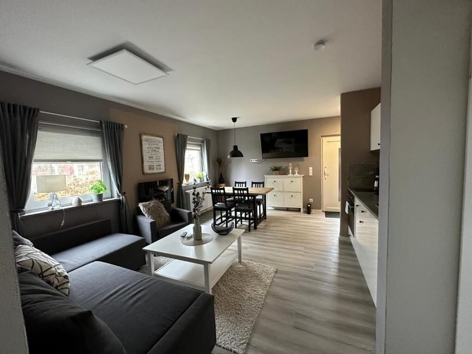 Apartment, Garden View | Living area