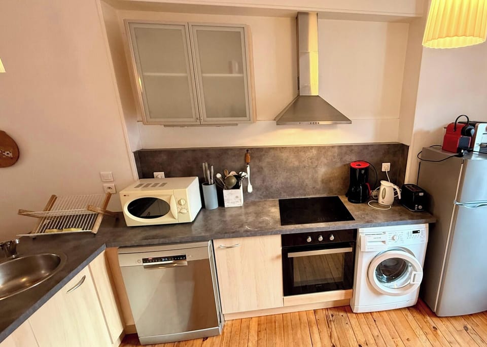 Apartment | Private kitchen | Highchair