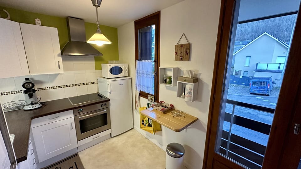 Apartment | Private kitchen | Highchair