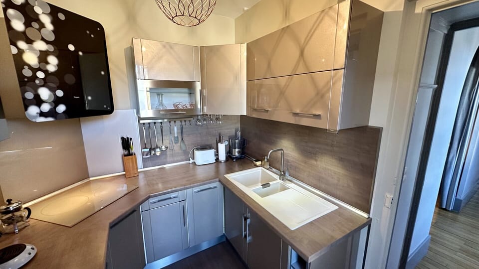 Apartment | Private kitchen | Highchair