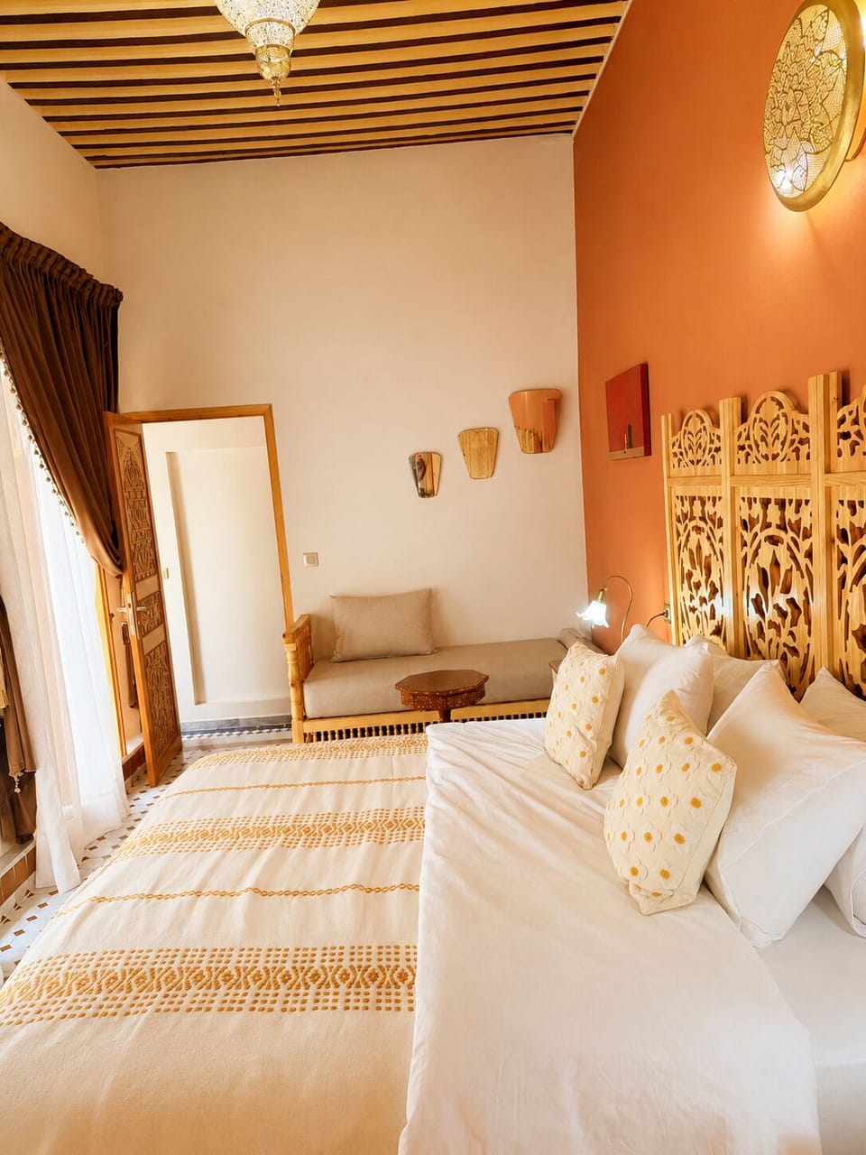 Deluxe Double or Twin Room | Desk, WiFi (free), individually decorated, individually furnished