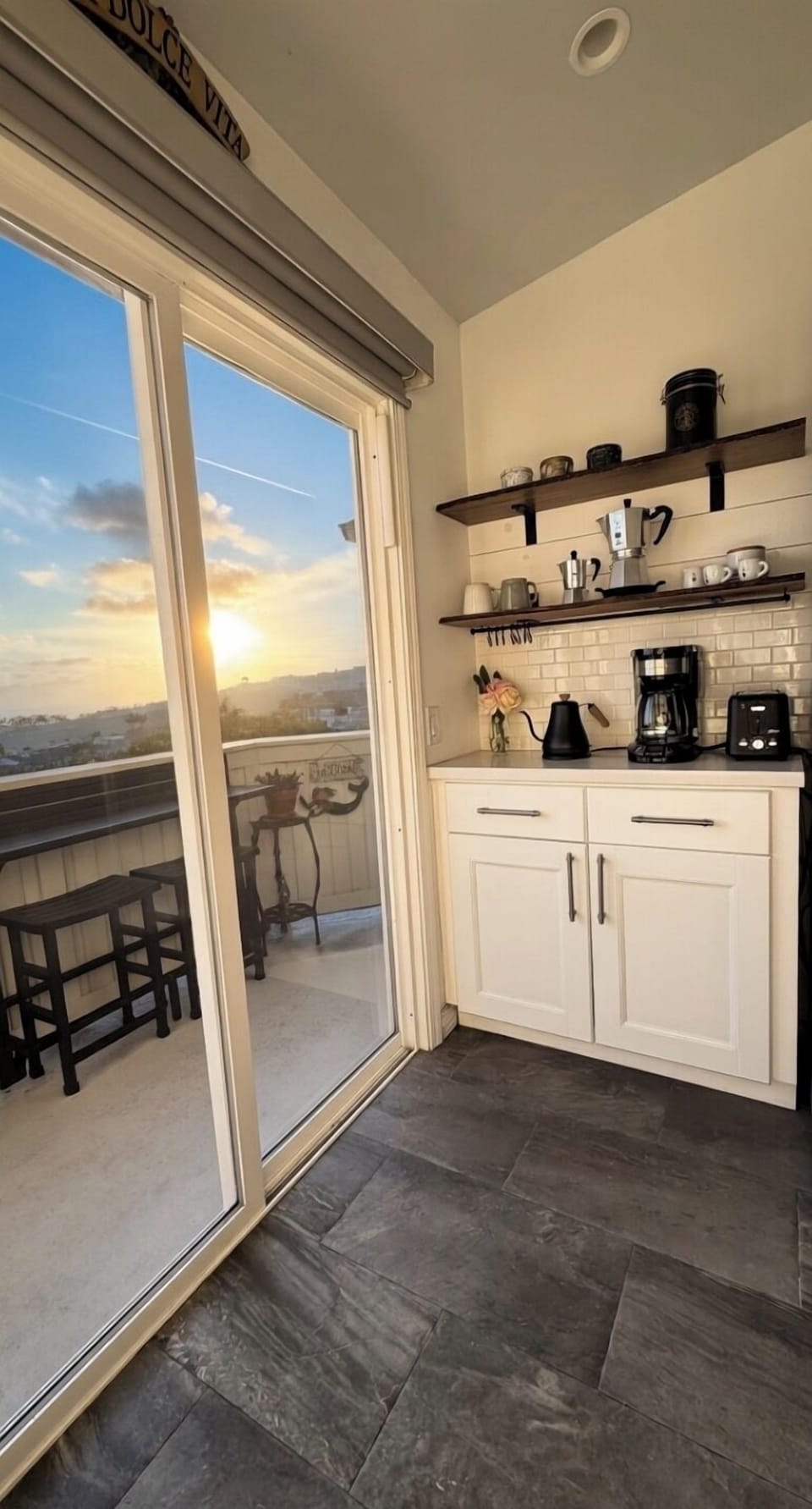 Morning ritual station: Moka pot, espresso maker & kettle ready.
