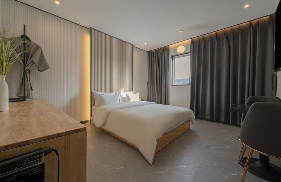 Deluxe Double Room | Free WiFi