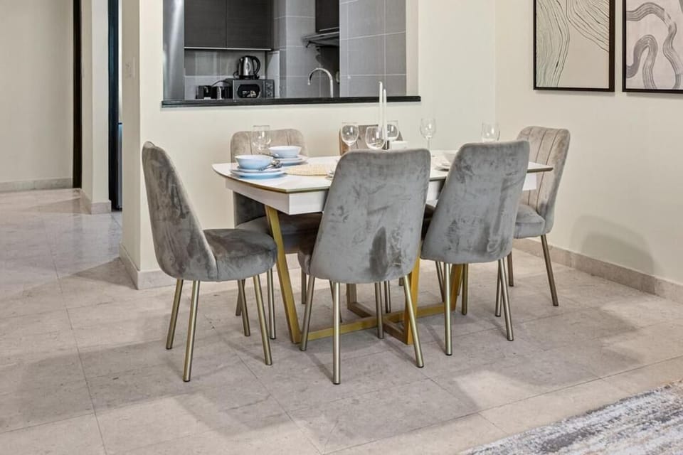 Apartment, Balcony, City View | Dining
