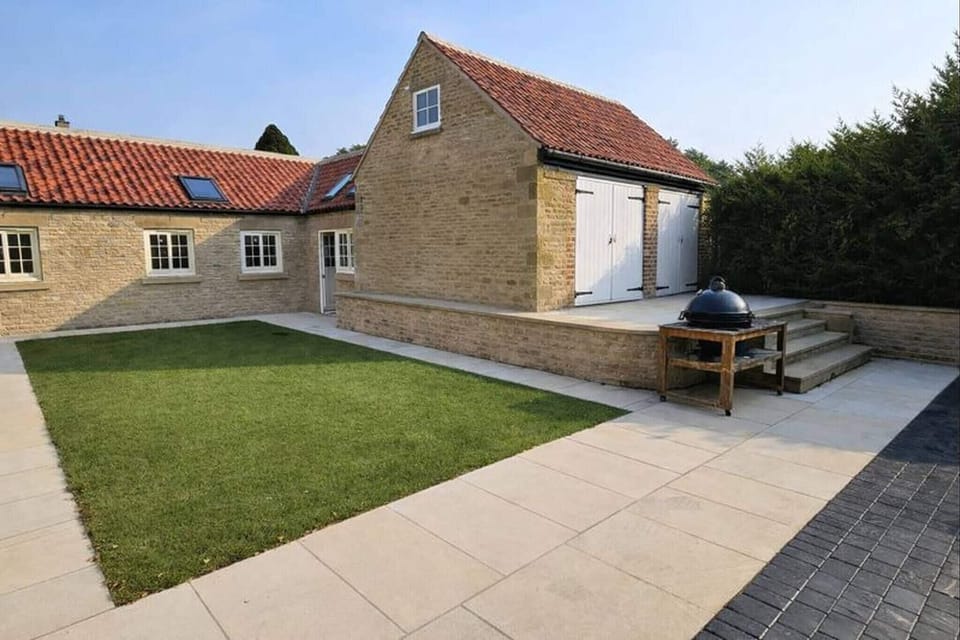 House, 5 Bedrooms | Terrace/patio