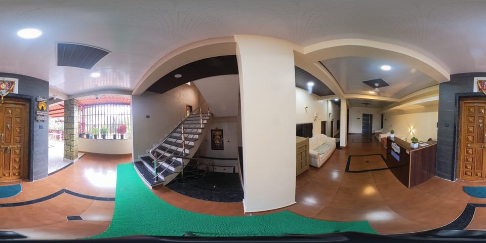 Hotel Laxmi Niwas Hotel in Mahabaleshwar