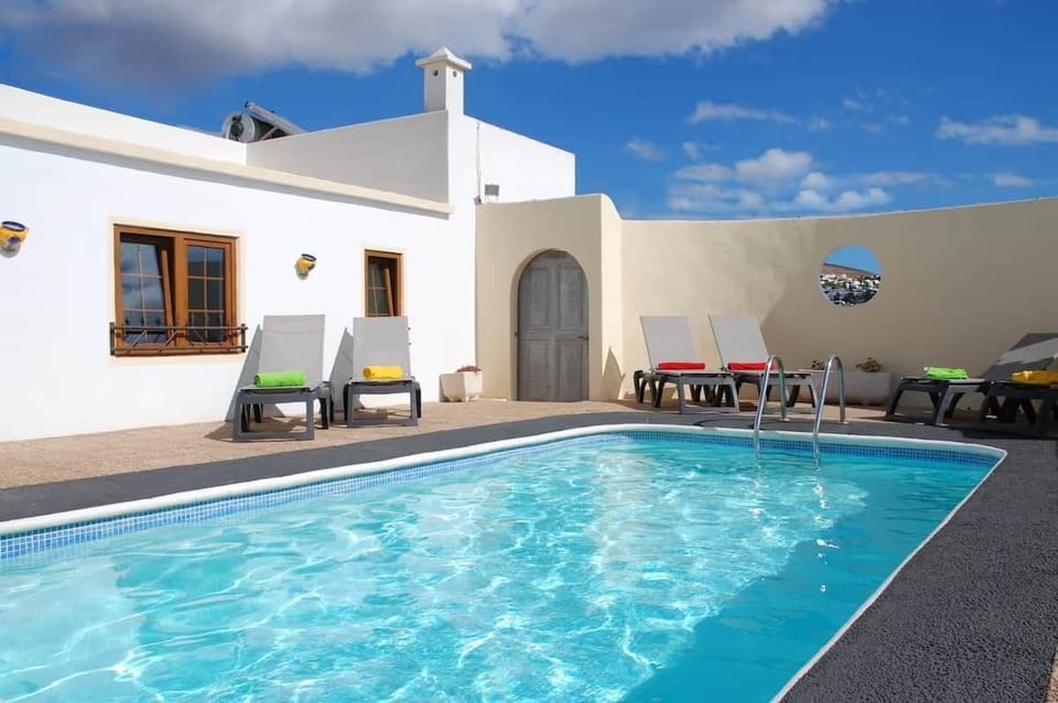 Private pool