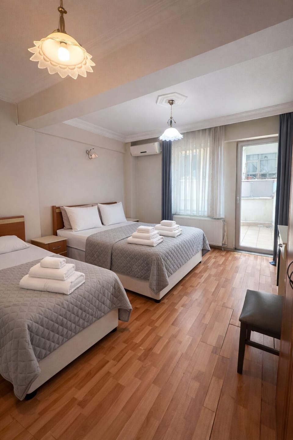 Superior Room | Premium bedding, minibar, desk, laptop workspace