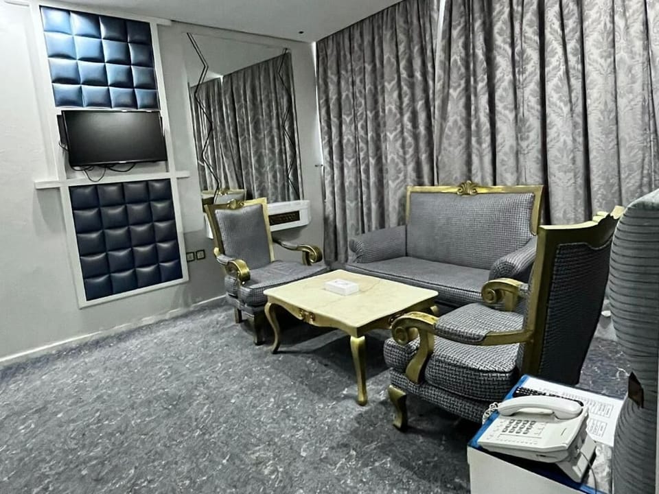 Superior Suite | Free WiFi, bed sheets