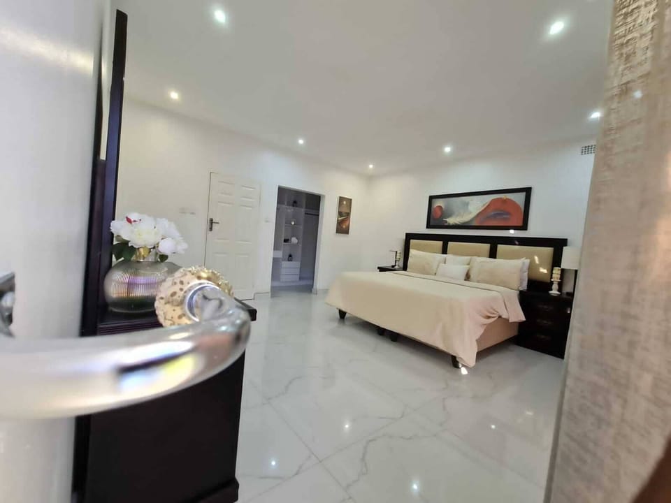 Presidential Double Room, Garden View | Free WiFi, bed sheets