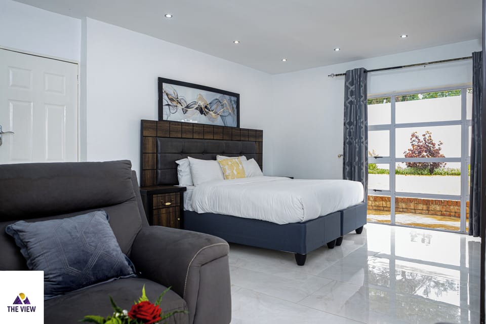 Presidential Double Room, Garden View | Free WiFi, bed sheets