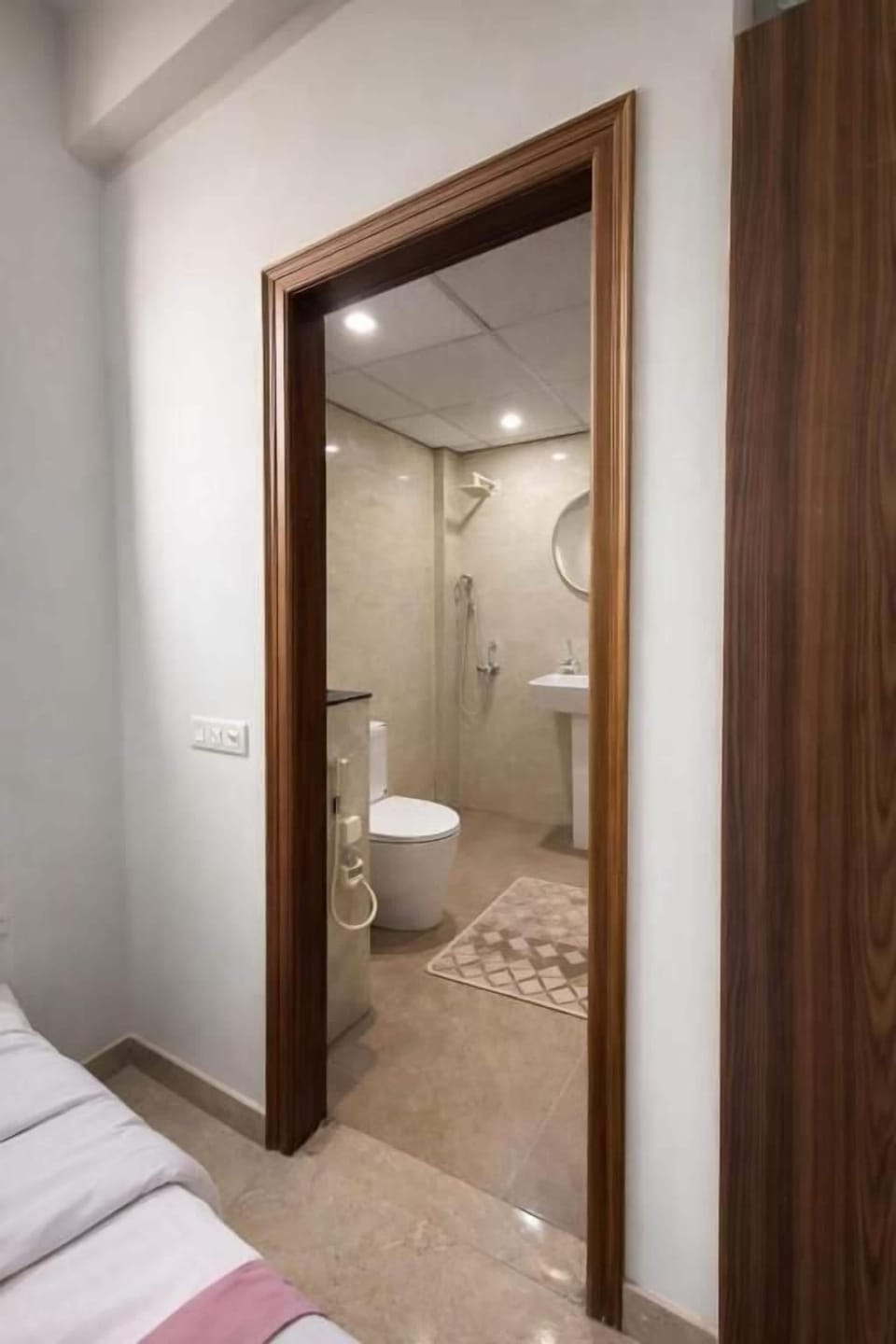 Free toiletries, bidet, towels, soap