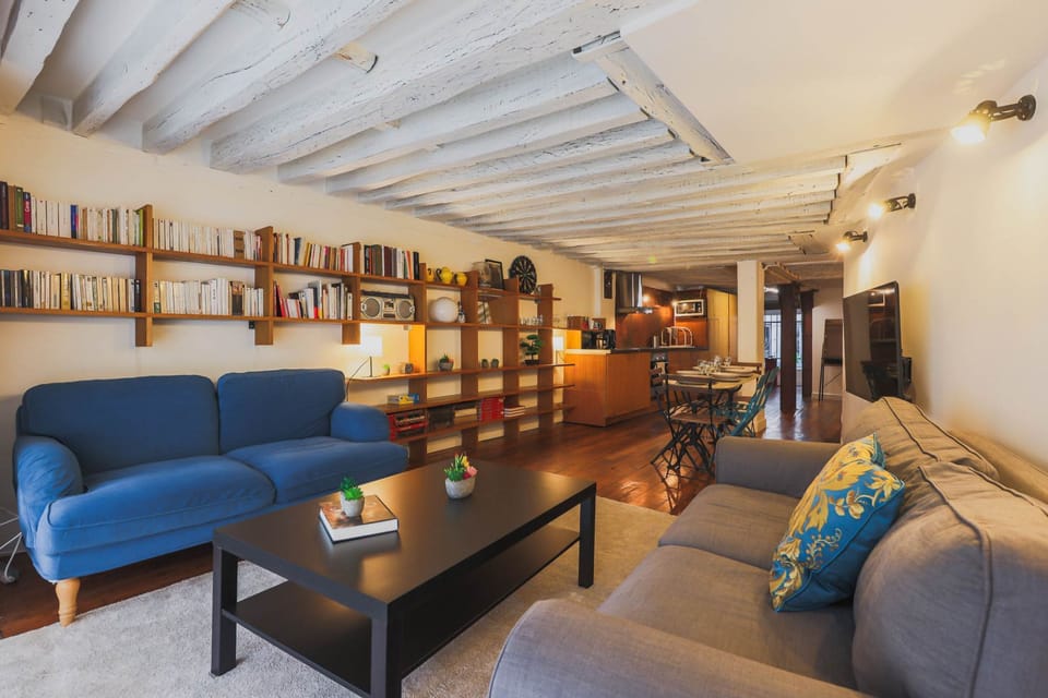 House | 3 bedrooms, desk, Internet