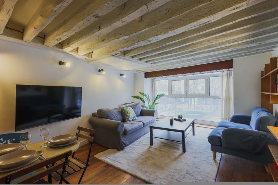 House | 3 bedrooms, desk, Internet