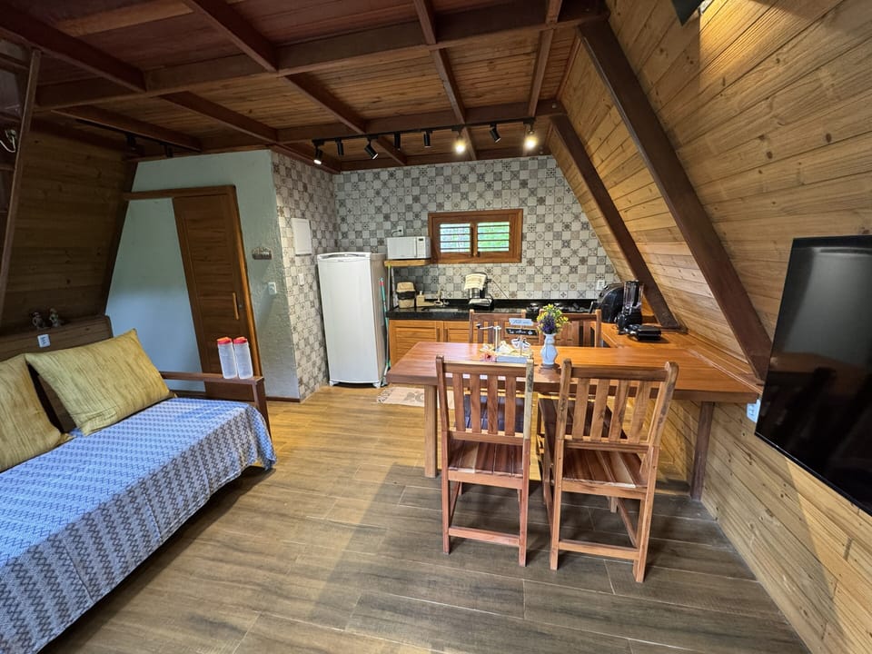 Comfort Cabin, 1 Double Bed with Sofa bed, Air conditioning, Garden View | Interior