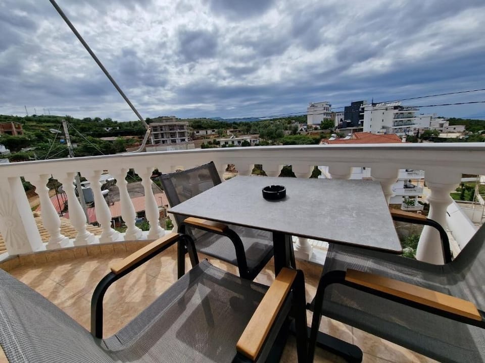 Deluxe Triple Room | Terrace/patio