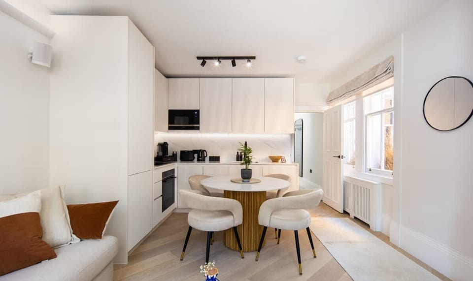 Apartment, Accessible | 2 bedrooms, desk, Internet