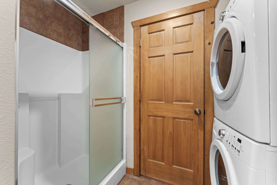 There is a full-size washer and dryer for all your laundry needs! We provide the detergent!