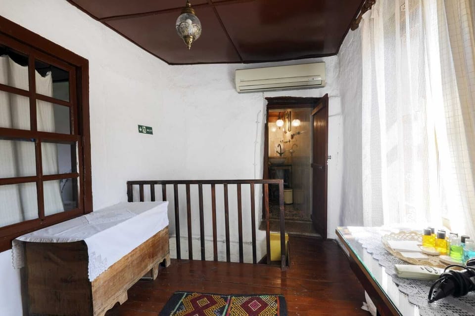 Family House, Patio, City View | Free WiFi