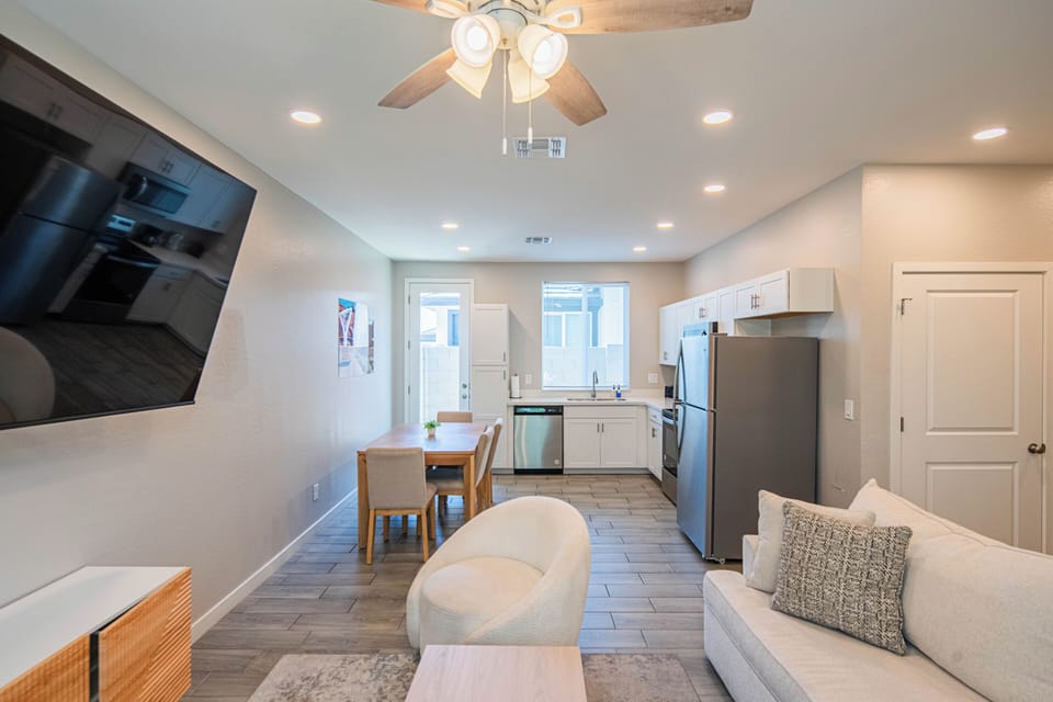 Double Room, Non Smoking, Patio | Living area